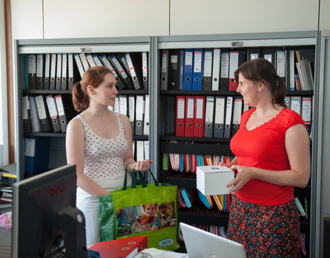 UGent informeert personeel over groeiplan met koffiekopjes-13258