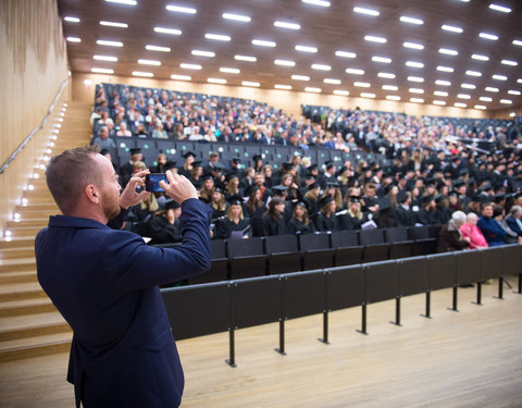 Proclamatie 2021/2022 Letteren en WIjsbegeerte sessie 1 10u