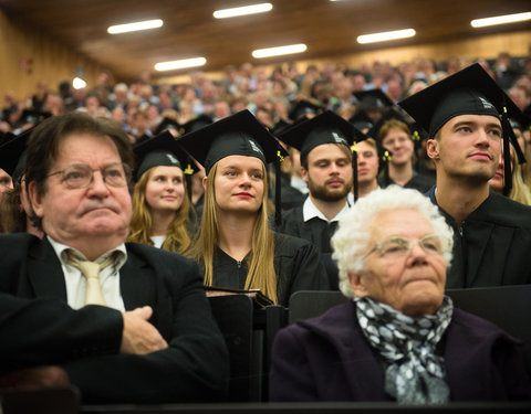 Proclamatie 2021/2022 Letteren en Wijsbegeerte sessie 2 15u