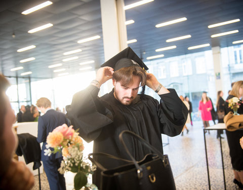 Proclamatie 2021/2022 faculteit Economie en Bedrijfskunde 10u