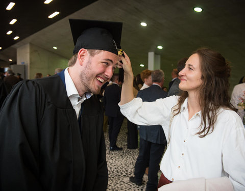 Proclamatie 2021/2022 faculteit Economie en Bedrijfskunde 17u30