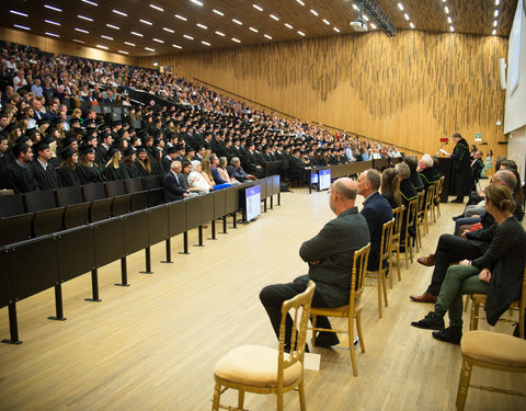 Proclamatie 2021/2022 faculteit Economie en Bedrijfskunde 17u30