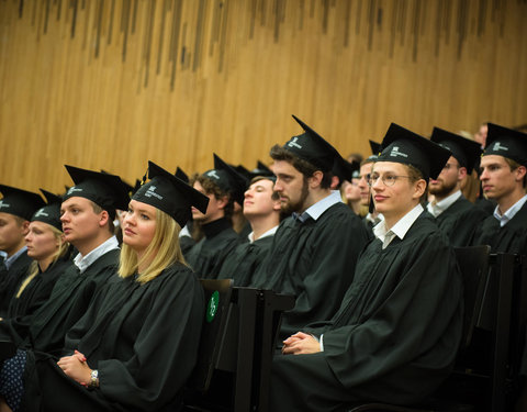 Proclamatie 2021/2022 faculteit Economie en Bedrijfskunde 17u30