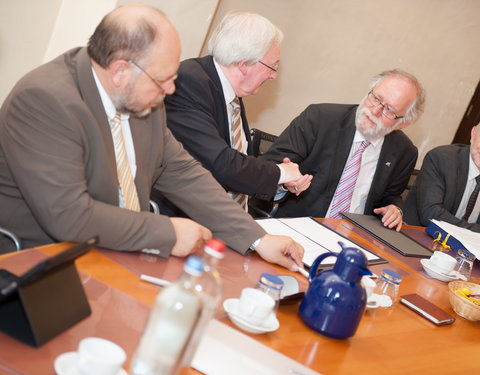 Ondertekening intentieverklaring tussen UGent en Arteveldehogeschool-13553