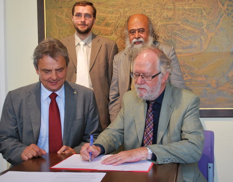 Ondertekening overeenkomst India Platform-13883