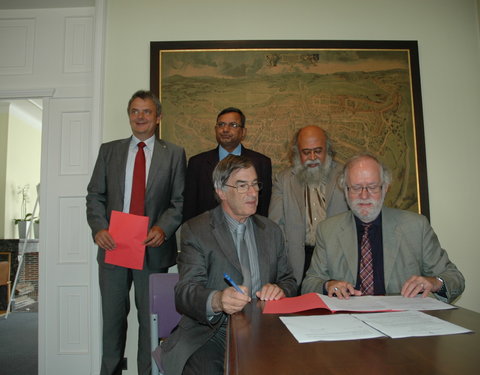 Ondertekening overeenkomst India Platform-13885