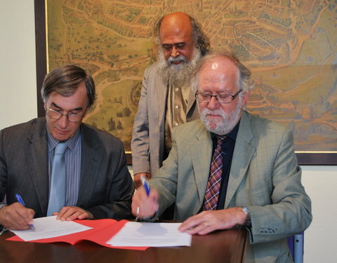 Ondertekening overeenkomst India Platform-13887