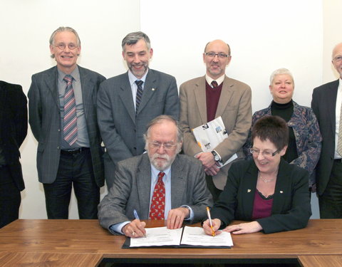 Ondertekening samenwerkingsakkoord met  University of Kent-13900