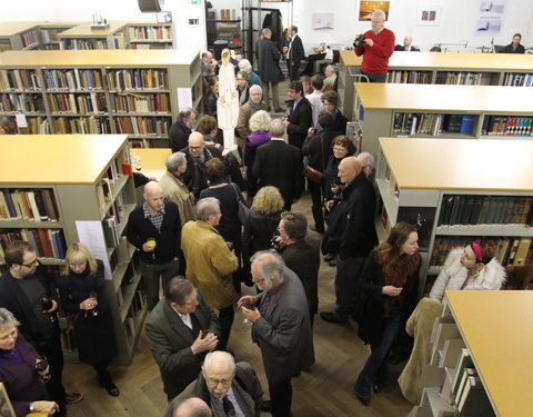 Voorstelling kunstenaarsboek Art(silence) n.a.v. huldiging van prof. Claire Van Damme-1418