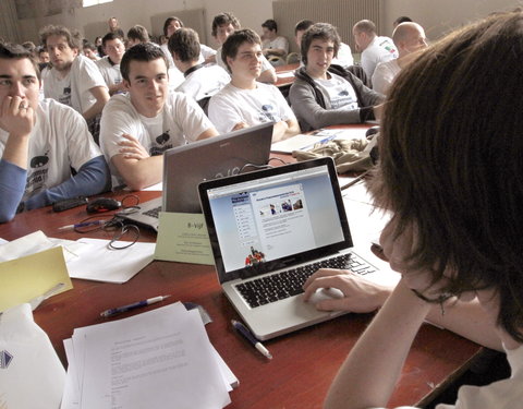 Tweede Vlaamse programmeerwedstrijd, georganiseerd door de UGent, in nauwe samenwerking met de andere Vlaamse universiteiten en 