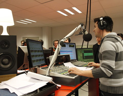 Inhuldiging nieuwe locatie jongerenmedialab Urgent.fm, Stalhof 6-14755