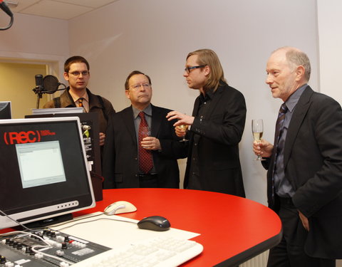 Inhuldiging nieuwe locatie jongerenmedialab Urgent.fm, Stalhof 6-14771