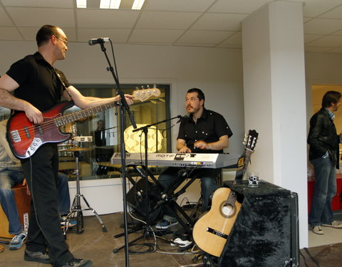 Inhuldiging nieuwe locatie jongerenmedialab Urgent.fm, Stalhof 6-14787