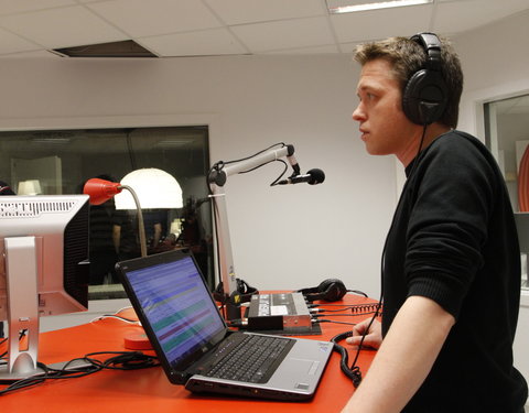 Inhuldiging nieuwe locatie jongerenmedialab Urgent.fm, Stalhof 6-14799