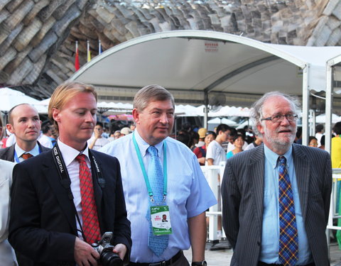 UGent met haar partners van het China Platform op de wereldtentoonstelling in Shanghai tijdens de Oost-Vlaamse week-16047