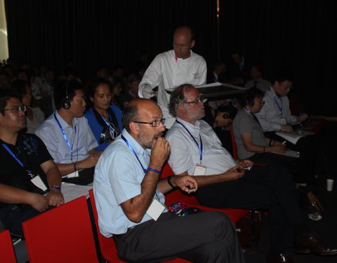 UGent met haar partners van het China Platform op de wereldtentoonstelling in Shanghai tijdens de Oost-Vlaamse week-16100