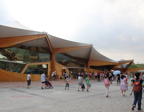 UGent met haar partners van het China Platform op de wereldtentoonstelling in Shanghai tijdens de Oost-Vlaamse week-16163