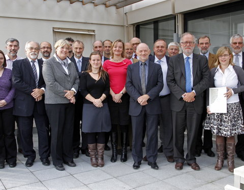 Uitreiking eerste getuigschriften doctoraatsopleiding UGent