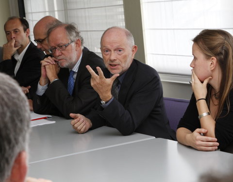 Uitreiking eerste getuigschriften doctoraatsopleiding UGent-17265