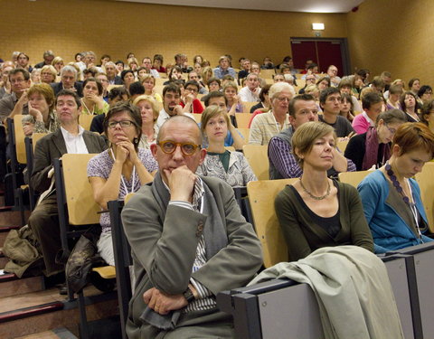 Vijfde Vlaams Geestelijk Gezondheidscongres: geestelijke gezondheid, kiezen en delen