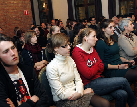 Prijsuitreiking sms-poëziewedstrijd voor UGent studenten 2011/2012-1834