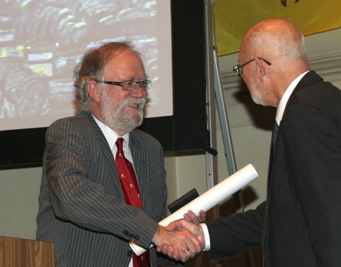 Sarton Leerstoel 2010/2011: lezing door em. prof. Luc Daels met uitreiking van sartonmedaille-18809