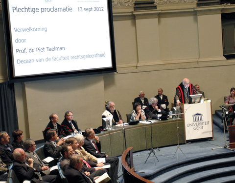 Proclamatie 2011/2012 faculteit Rechtsgeleerdheid-19399