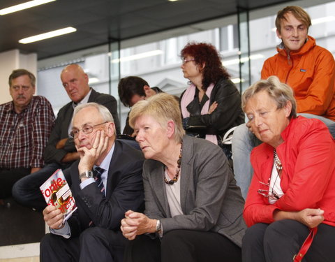 Opening tentoonstelling ' Brainstormen in Brussel, 100 jaar Solvayraden voor Fysica'-20083