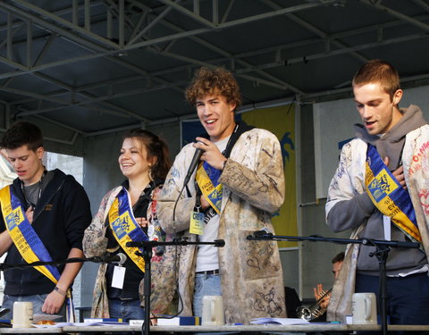 FK Beiaardcantus 2012 op het Sint-Baafsplein-20131