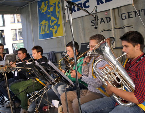 FK Beiaardcantus 2012 op het Sint-Baafsplein-20133