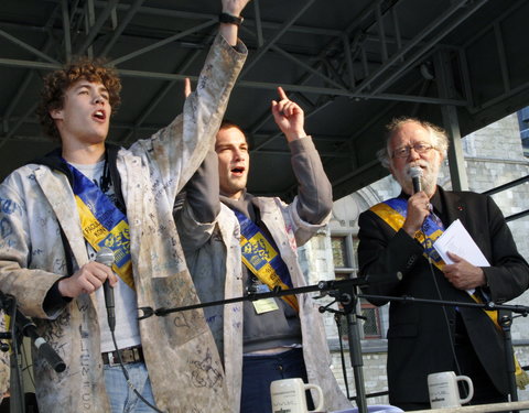 FK Beiaardcantus 2012 op het Sint-Baafsplein-20139