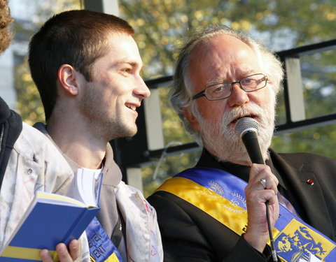 FK Beiaardcantus 2012 op het Sint-Baafsplein-20142