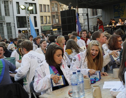 FK Beiaardcantus 2012 op het Sint-Baafsplein-20220