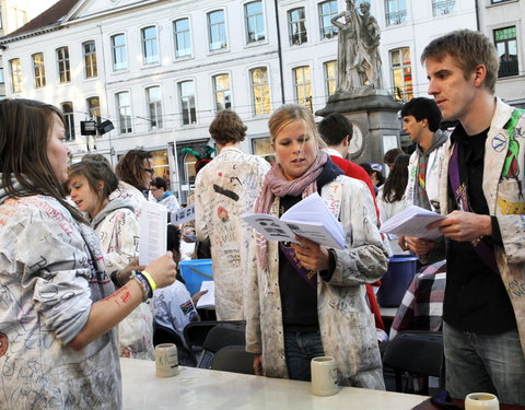 FK Beiaardcantus 2012 op het Sint-Baafsplein-20223