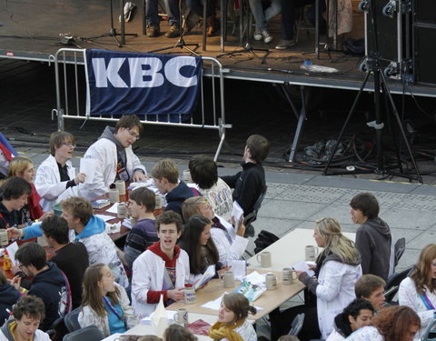 FK Beiaardcantus 2012 op het Sint-Baafsplein-20267