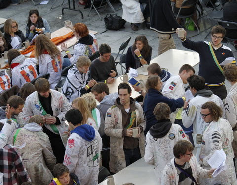 FK Beiaardcantus 2012 op het Sint-Baafsplein-20268