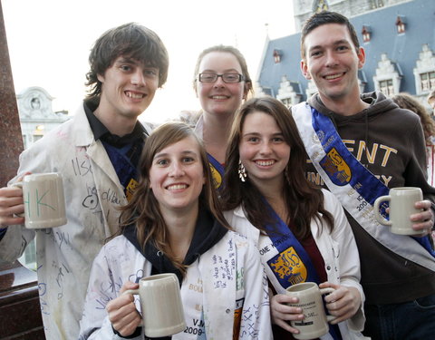 FK Beiaardcantus 2012 op het Sint-Baafsplein-20279