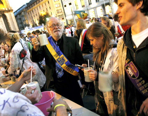 FK Beiaardcantus 2012 op het Sint-Baafsplein-20288