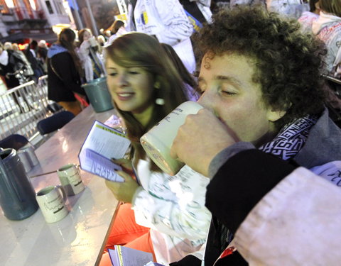 FK Beiaardcantus 2012 op het Sint-Baafsplein-20297