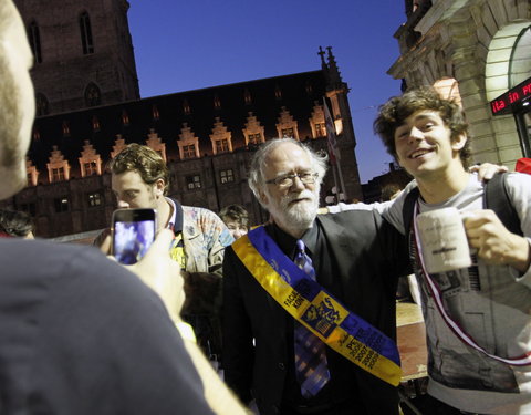 FK Beiaardcantus 2012 op het Sint-Baafsplein-20304