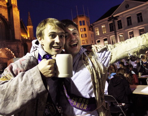 FK Beiaardcantus 2012 op het Sint-Baafsplein-20306