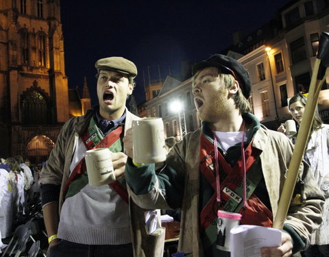 FK Beiaardcantus 2012 op het Sint-Baafsplein-20312