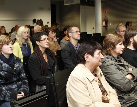 Uitreiking certificaten topstudenten bachelor Diergeneeskunde-20545