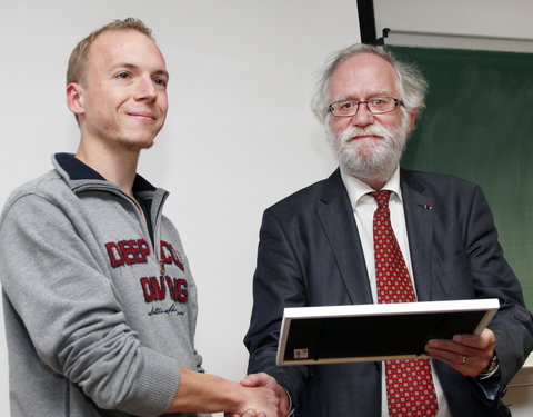 Uitreiking certificaten topstudenten bachelor Diergeneeskunde-20557