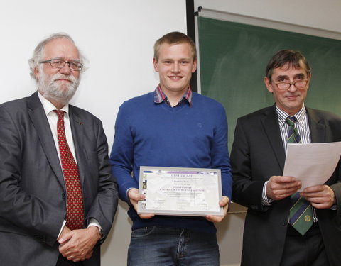 Uitreiking certificaten topstudenten bachelor Diergeneeskunde-20569