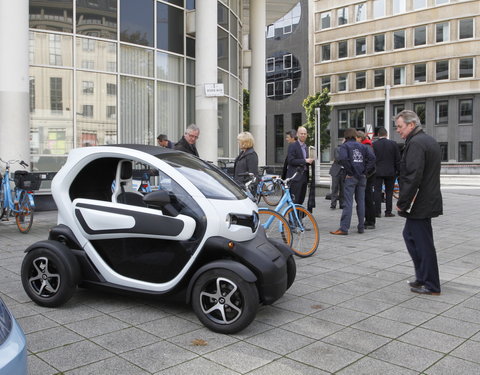 Officiële indienststelling van elektrische oplaadeilanden aan het Olympus fietsstation Zuid (Wilsonplein) en in het UGent rector