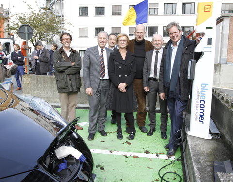 Officiële indienststelling van elektrische oplaadeilanden aan het Olympus fietsstation Zuid (Wilsonplein) en in het UGent rector