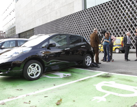 Officiële indienststelling van elektrische oplaadeilanden aan het Olympus fietsstation Zuid (Wilsonplein) en in het UGent rector