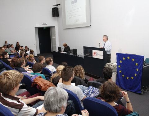 Lezing georganiseerd door het Centrum voor EU Studies, in samenwerking met de Provincie Oost-Vlaanderen en Europa Direct-20852