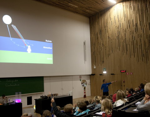 Kinderuniversiteit 'Licht'-20993